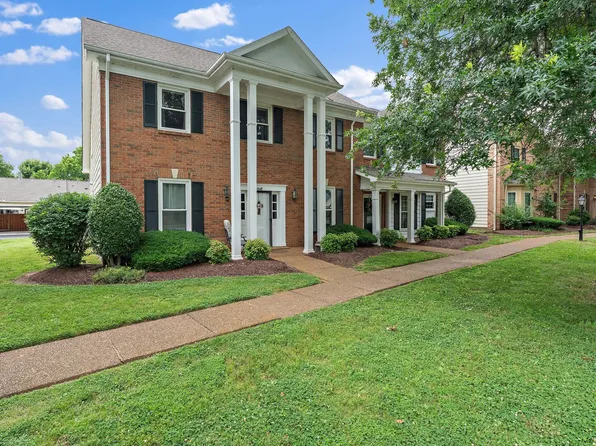 8954 Sawyer Brown Rd, Nashville, TN 37221