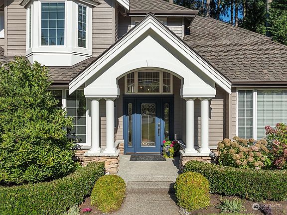 2nd image of 15509 3rd Drive SE