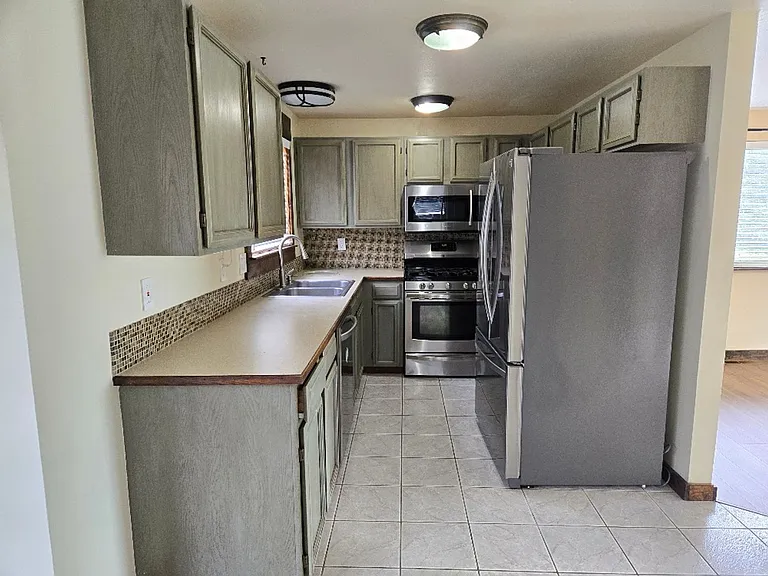 13502 Eldridge Pl NW — Photo 6
