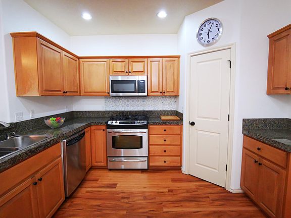 4th image of 4809 NW Blandy Ter