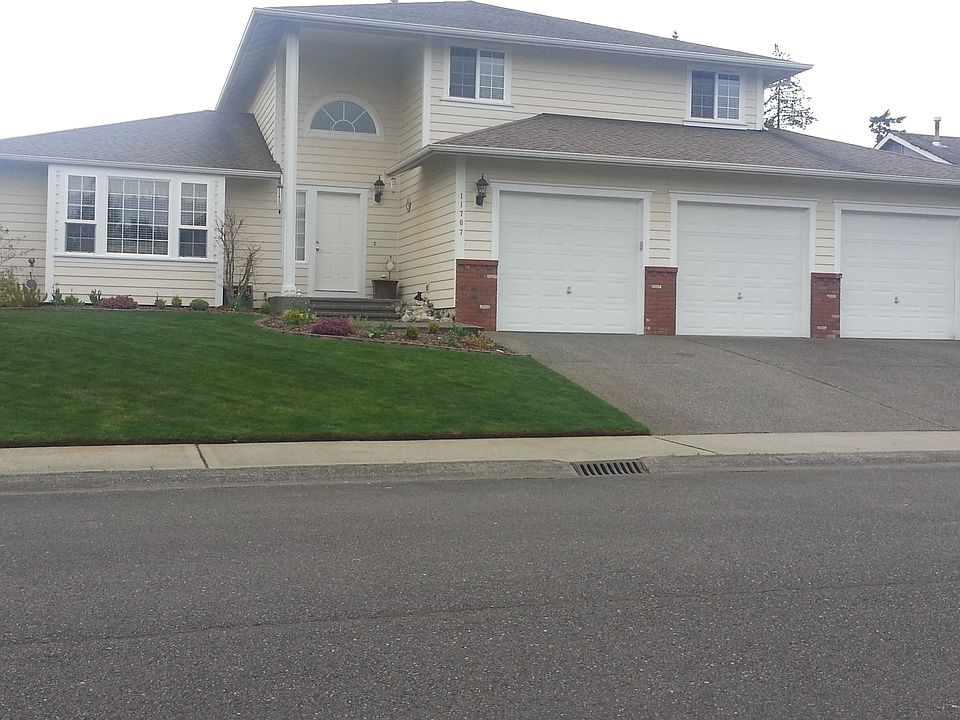 1st image of 11707 123rd Ave E