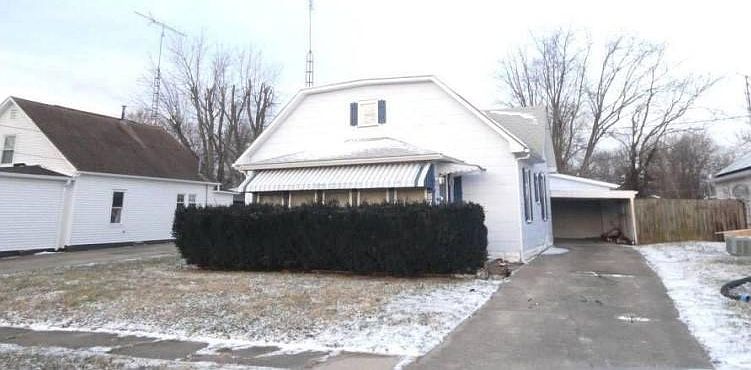 1st image of 676 Park St