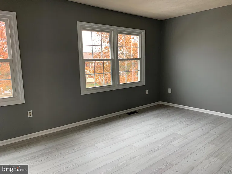 8262 Vernon St — Photo 14