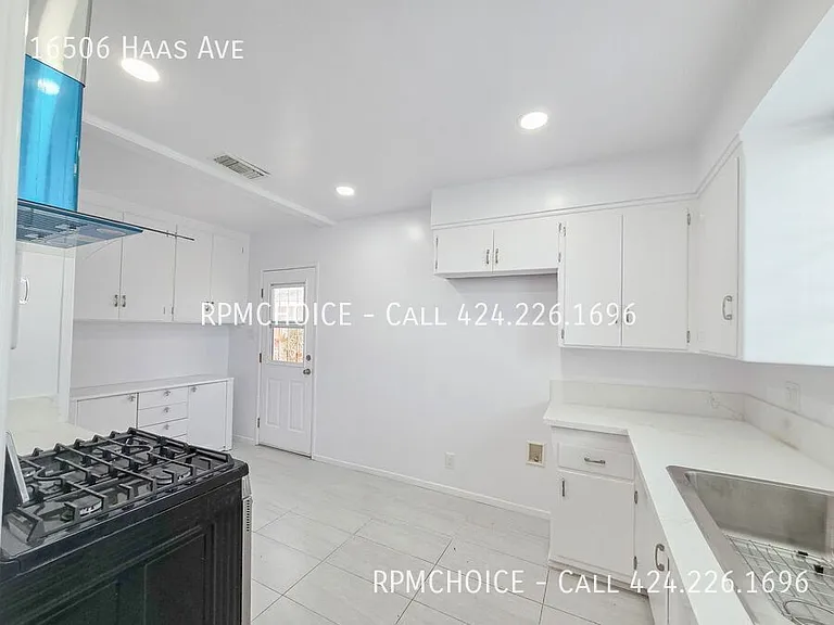 16506 Haas Ave — Photo 4