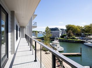 123 Sterling Ave #2, Greenport, NY 11944