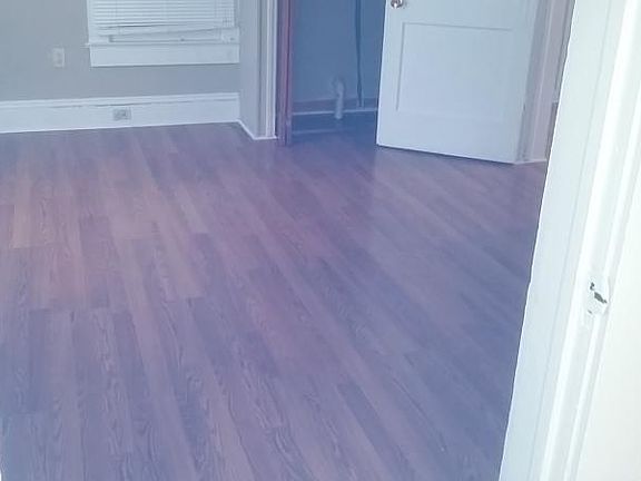 5th image of 1527 Birch Ave