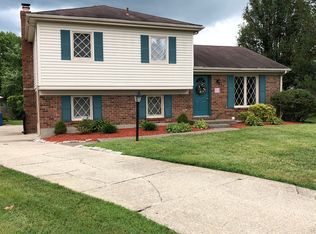 7502 Winesap Way, Louisville, KY 40228