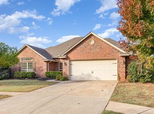 16005 Wild Creek Dr, Edmond, OK 73013
