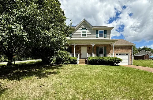 5801 Labrador Ln Photo 1