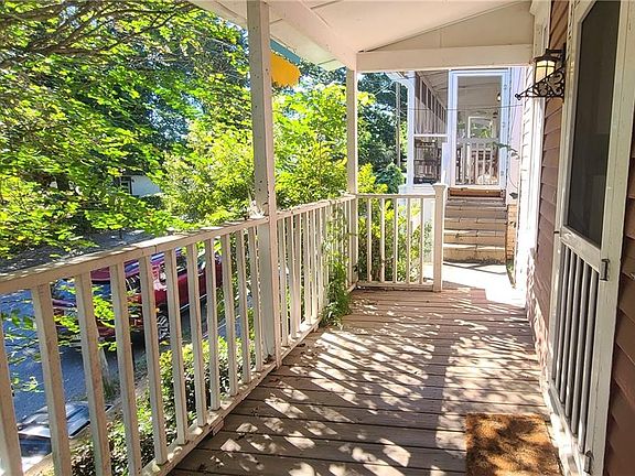 2nd image of 357 Cameron St SE
