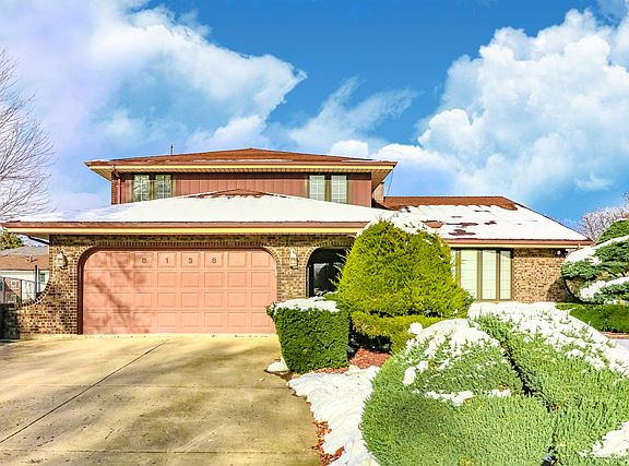 2nd image of 8138 Colette Ct