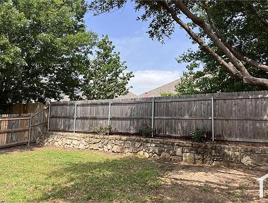 2109 Michelle Creek Dr — Photo 22