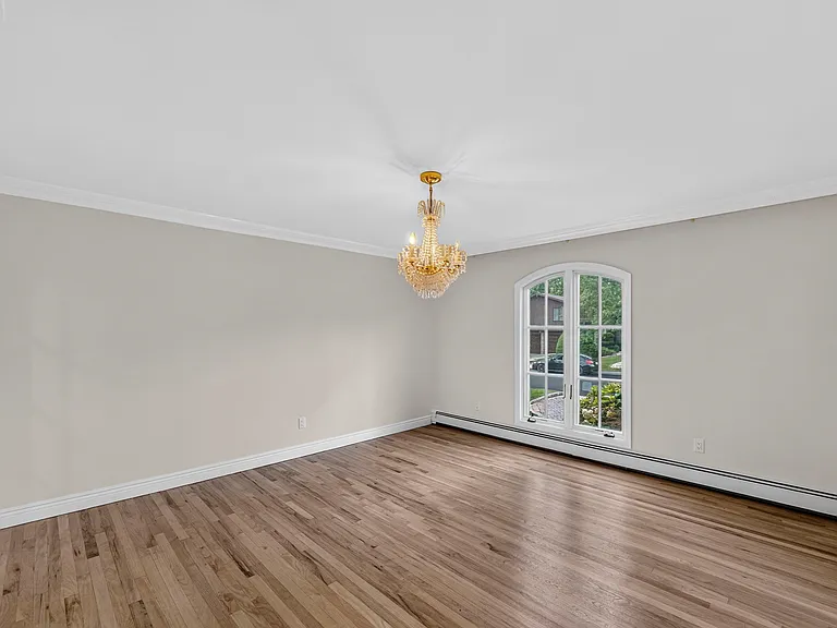280 Ash St — Photo 12