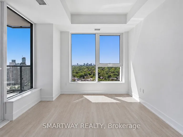 60 Central Park Dr #2206 — Photo 9