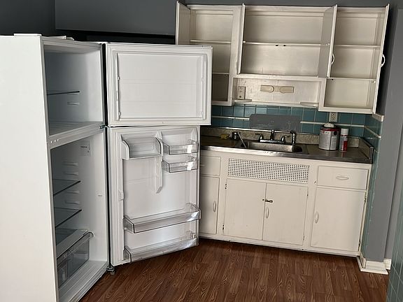 4th image of 5025 Relleum Ave APT 2