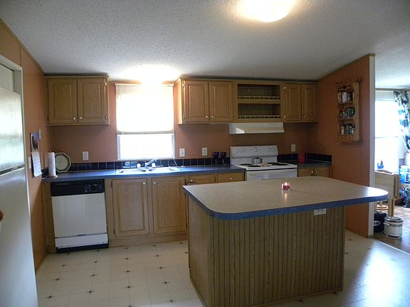 Kitchen Island seats 2