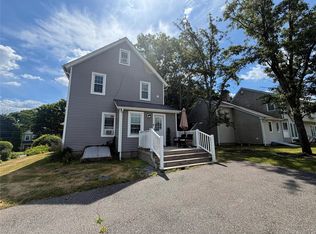 31 Minetta Ct, Huntington, NY 11743