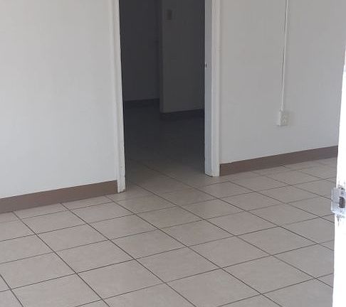 2nd image of 1409 Melvin St