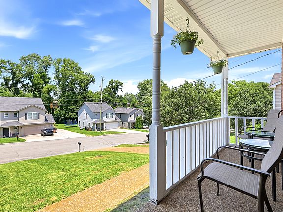 2nd image of 2537 Willowbranch Dr