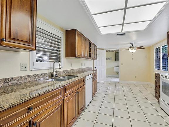 2nd image of 5557 Williamson Way