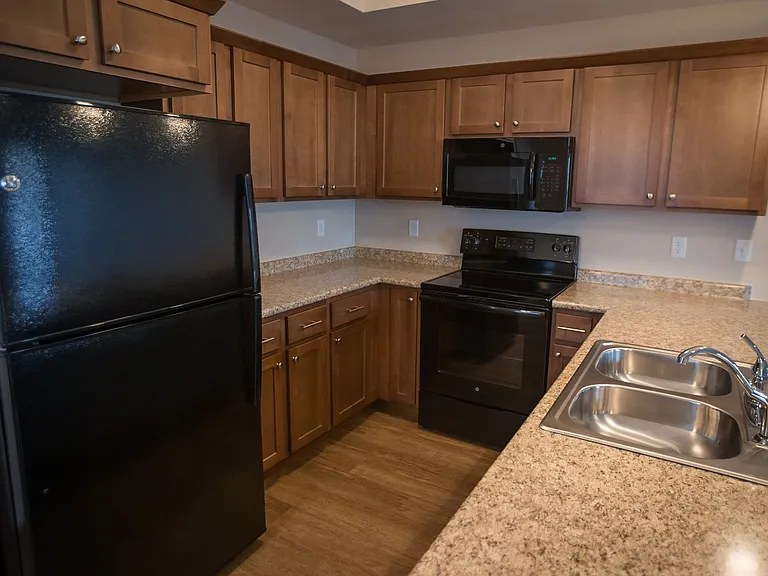 Hickory Hill Residences-Apartments — Photo 33