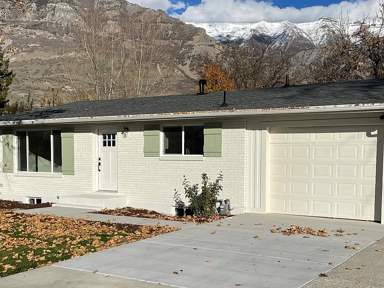 864 N 350 E — Photo 2