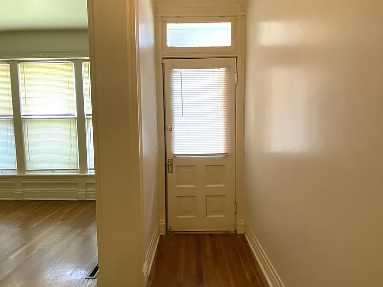 Summit Place Apartments — Photo 8