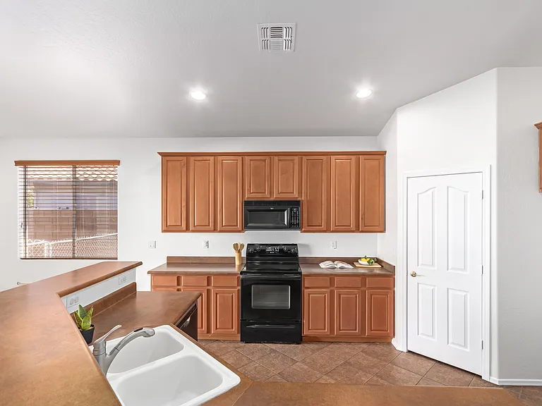 4384 E Cherry Hills Dr — Photo 5