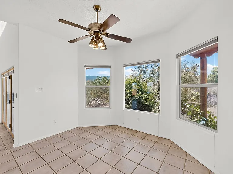10900 San Francisco Rd NE — Photo 17