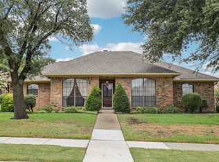 1411 Elizabeth Dr, Carrollton, TX 75007