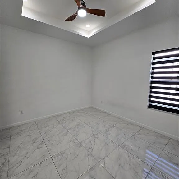 918 N Woodson Ave #1 — Photo 4