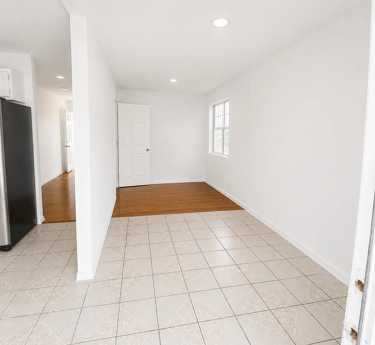 3321 63rd — Photo 3