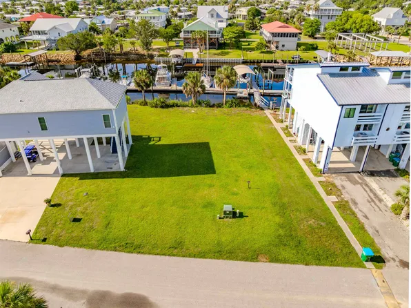 Xx Harbour Point Dr #0, Crawfordville, FL 32327