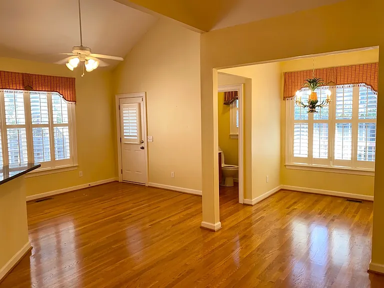 606 Trillium Ct — Photo 5