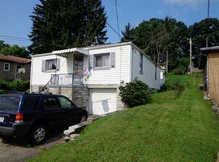 1822 Hayes St, Carnegie, PA 15106