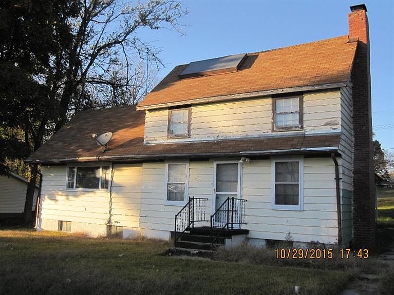 1st image of 412 North St