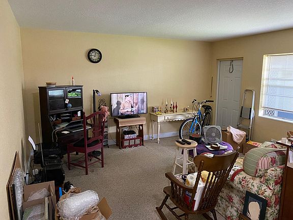 5th image of 4451 NE 20th Ave #3