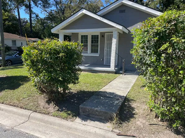 3217 Bulloch St, Savannah, GA 31405