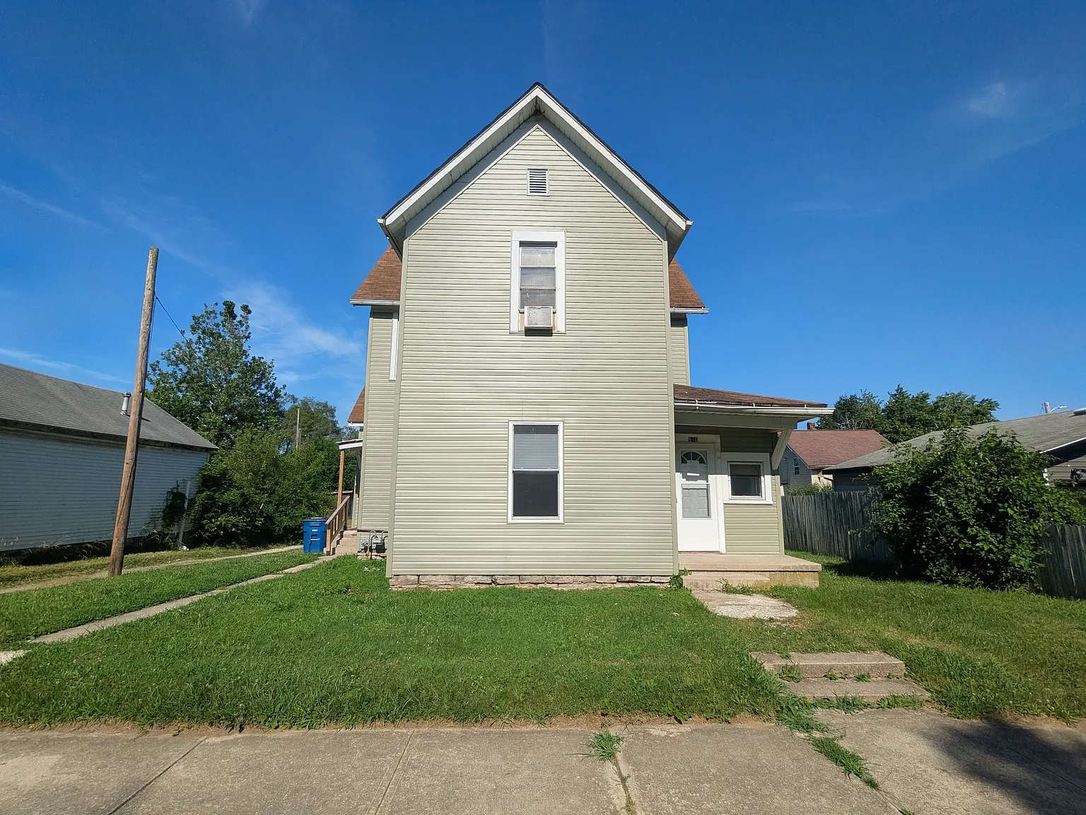 1 bed, 600 sqft, $597 — Photo 1