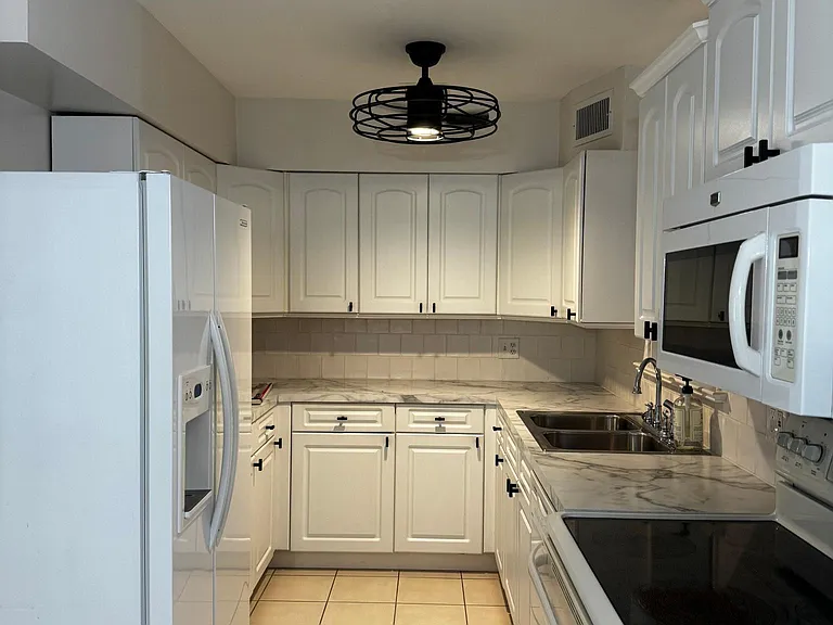 2615 Duncan Dr — Photo 13