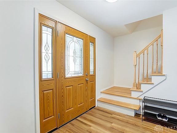 5th image of 329 Bellaire Dr