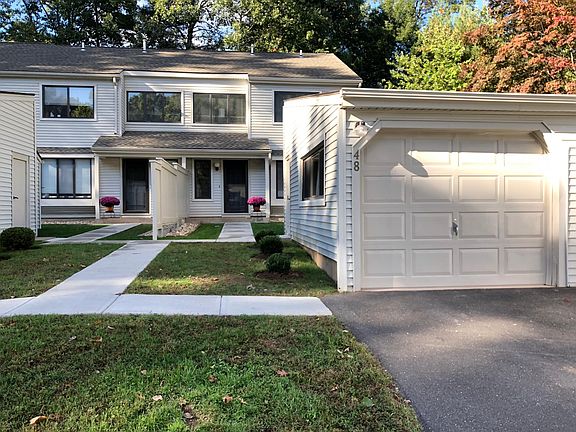 1 Car Garage & Storage Unit