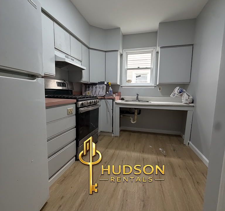 1st image of 511 Ocean Ave #A