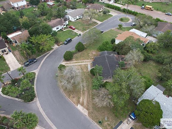 3rd image of 114 Alice Cir
