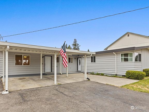 3rd image of 810 138th Street S