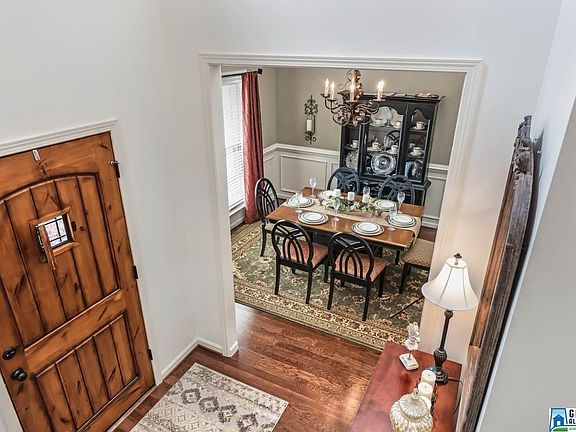 2nd image of 413 River Oaks Ln
