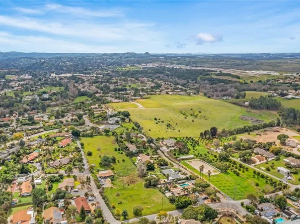 785 Palomino Rd, Fallbrook, CA 92028