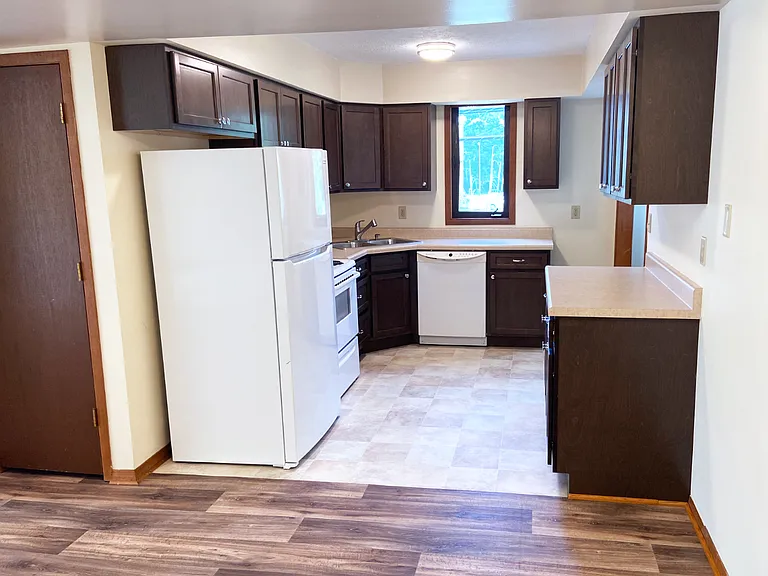 603 W Union St #A — Photo 2