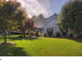 26 Hillendale Rd, Perkasie, PA 18944