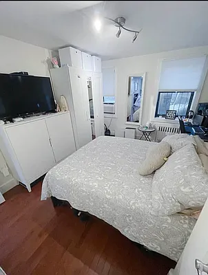 Rented by Massada Home Sales Inc | media 26